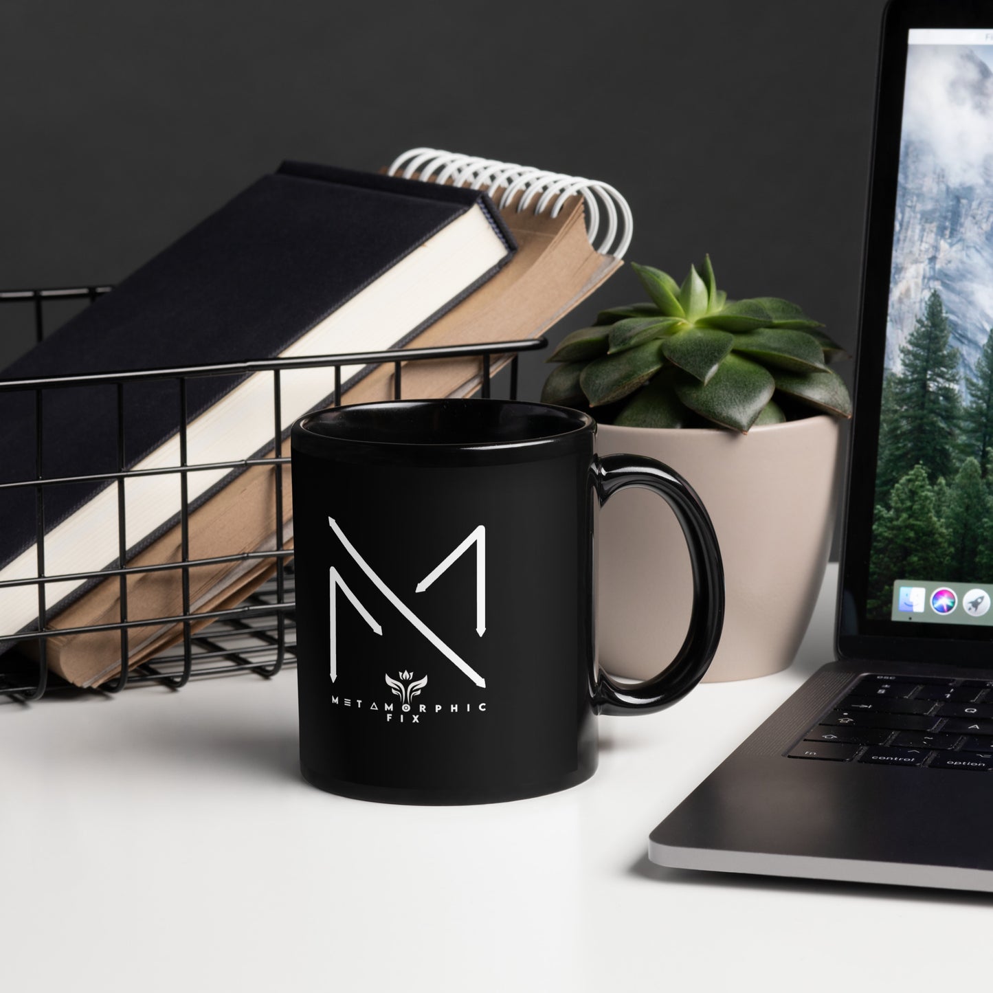 Metamorphic Fix Black Glossy Mug